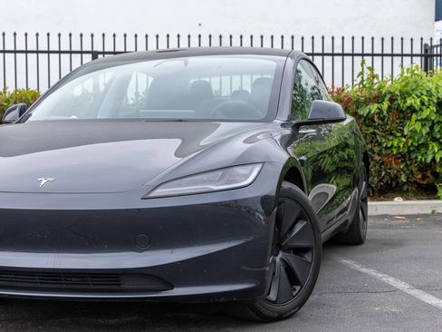 Used 2024 Tesla Model 3 Long Range image 18