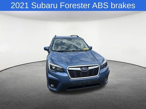 Used 2021 Subaru Forester Premium AWD/4WD image 17