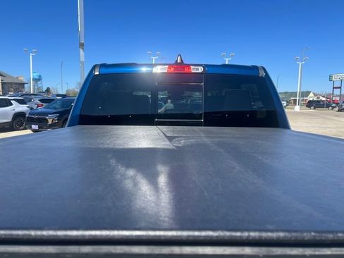 Used 2019 RAM 1500 Laramie AWD/4WD image 14