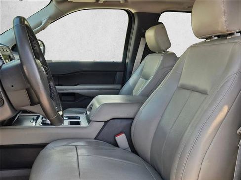 Used 2020 Ford Expedition XLT w/ Equipment Group 202A image 18