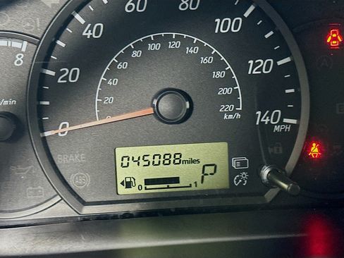 Used 2024 Mitsubishi Mirage ES FWD image 18