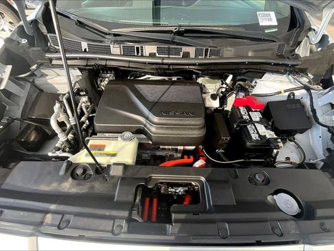 Used 2024 Nissan Leaf SV Plus image 30