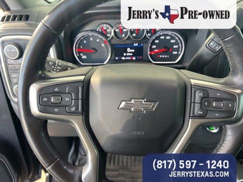 Used 2021 Chevrolet Silverado 2500 LT w/ Midnight Edition image 12