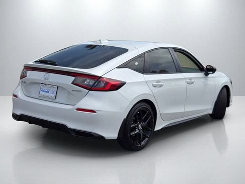 Used 2023 Honda Civic Sport image 4