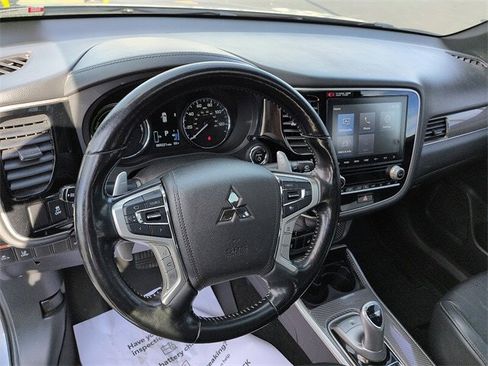 Used 2020 Mitsubishi Outlander GT image 14