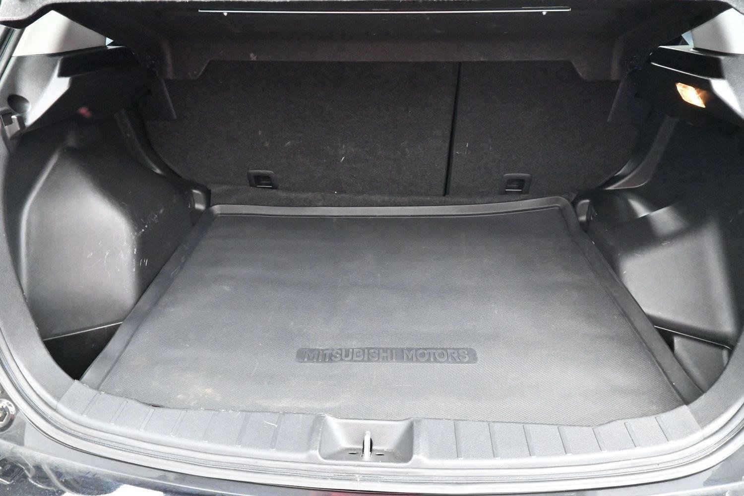 Used 2023 Mitsubishi Outlander Sport ES AWD/4WD image 8