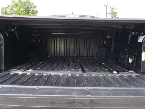 Used 2021 Toyota Tacoma Limited AWD/4WD image 25