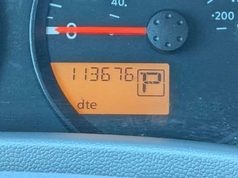 Used 2020 Nissan Frontier SV RWD image 29