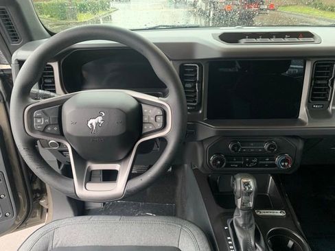 New 2025 Ford Bronco Base w/ Sasquatch Package image 13
