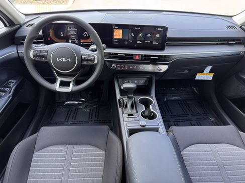 New 2026 Kia K5 LXS FWD image 8