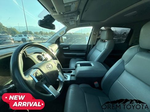 Used 2018 Toyota Tundra Limited w/ Limited Premium Package AWD/4WD image 20