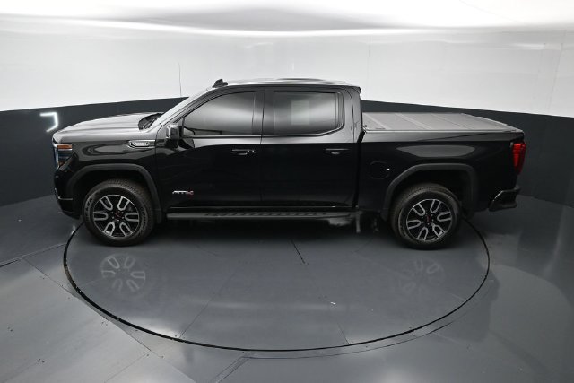 Used 2024 GMC Sierra 1500 AT4 w/ Technology Package AWD/4WD image 24