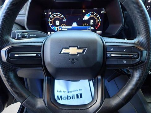 Used 2024 Chevrolet Colorado W/T image 11