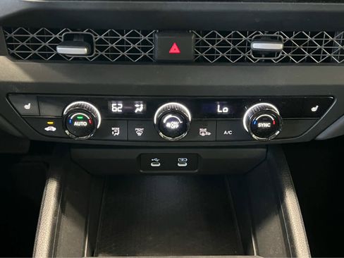 Used 2023 Honda Accord EX image 18