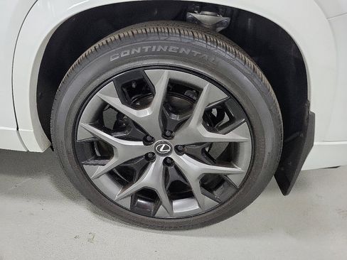 Used 2025 Lexus TX 500h AWD w/ Technology Package image 8