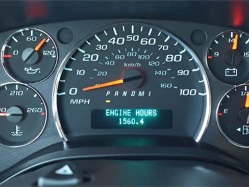 Used 2021 Chevrolet Express 3500 LT w/ LT Preferred Equipment Group image 30