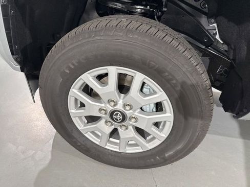 New 2025 Toyota Tacoma SR5 image 5