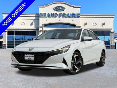 Used 2023 Hyundai Elantra SEL w/ Convenience Package