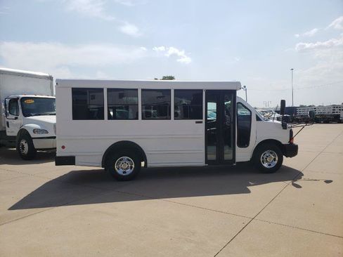 Used 2011 Chevrolet Express 3500 w/ School Bus Package RWD image 6