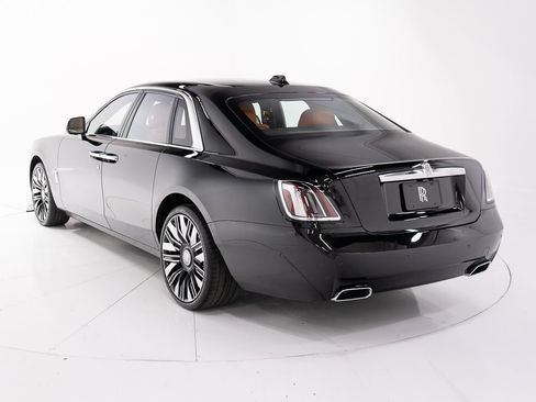 New 2027 Rolls-Royce Ghost AWD/4WD image 3