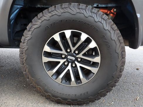 Used 2019 Ford F150 Raptor w/ Equipment Group 801A Mid AWD/4WD image 41