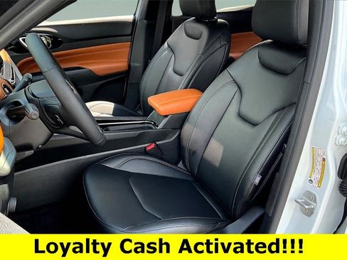 New 2025 Jeep Compass Limited image 25