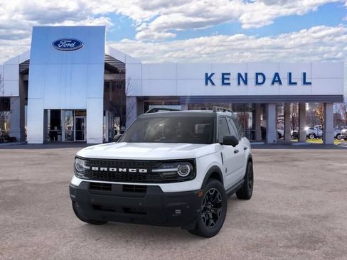 Used 2026 Ford Bronco Sport Outer Banks w/ Outer Banks Tech Package+ AWD/4WD image 2