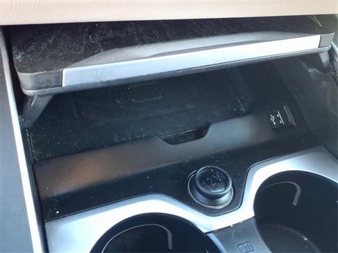 Used 2022 BMW X7 xDrive40i image 12