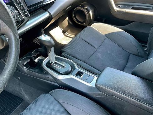 Used 2016 Honda CR-Z LX image 12