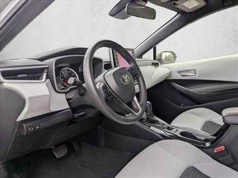 Used 2022 Toyota Corolla SE image 9