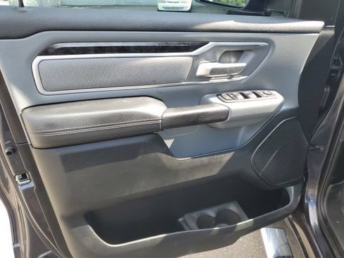 Used 2019 RAM 1500 Big Horn AWD/4WD image 5