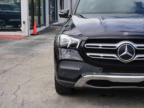 Used 2020 Mercedes-Benz GLE 350 4MATIC w/ Premium Package image 12