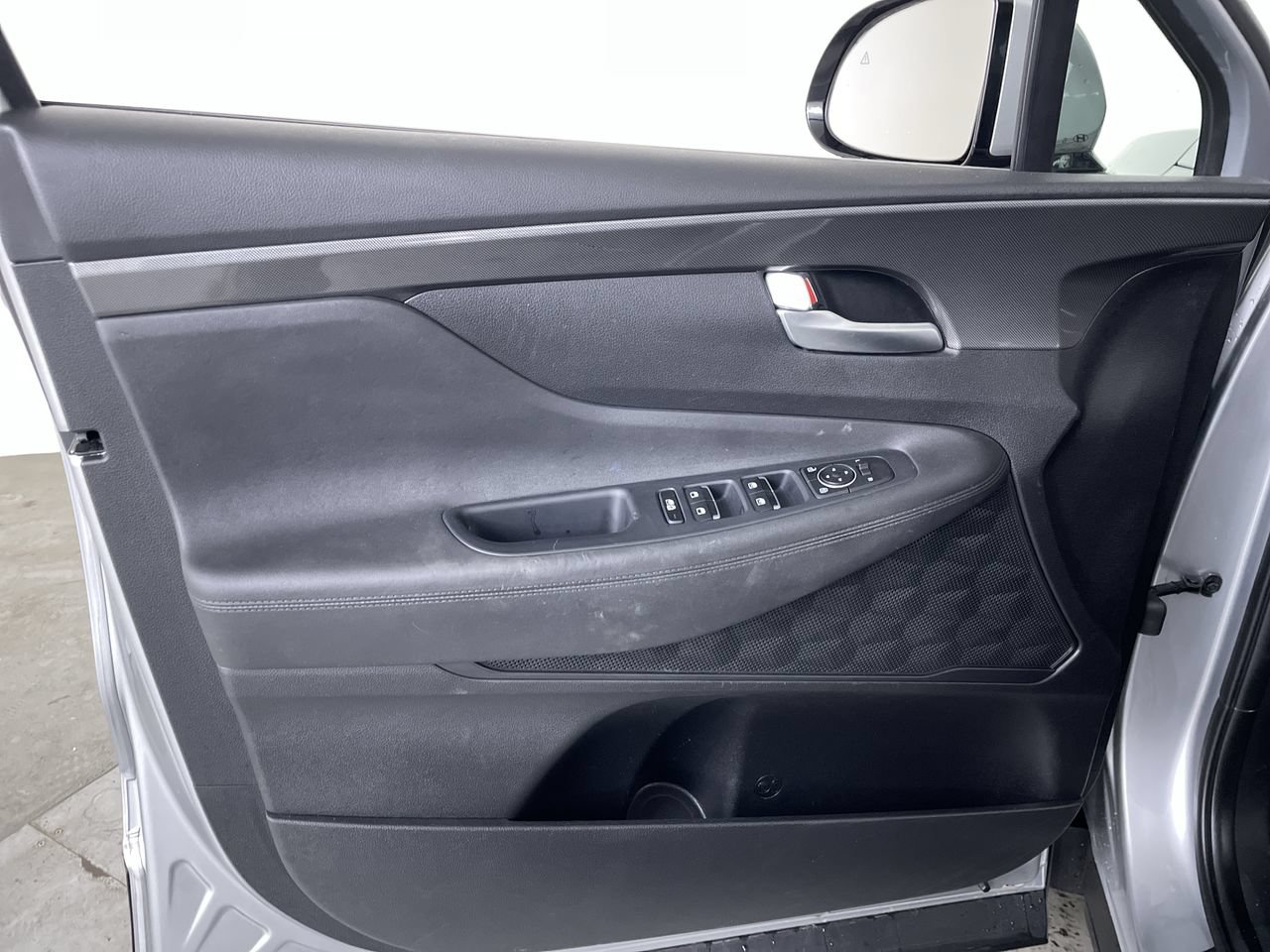 Used 2023 Hyundai Santa Fe SEL AWD/4WD image 11
