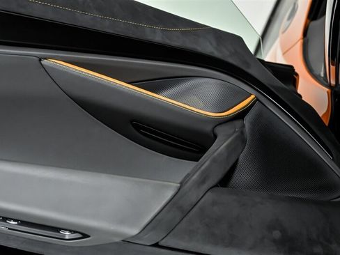 Used 2022 McLaren 720S Performance RWD image 15