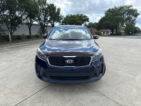 Used 2019 Kia Sorento FWD image 4
