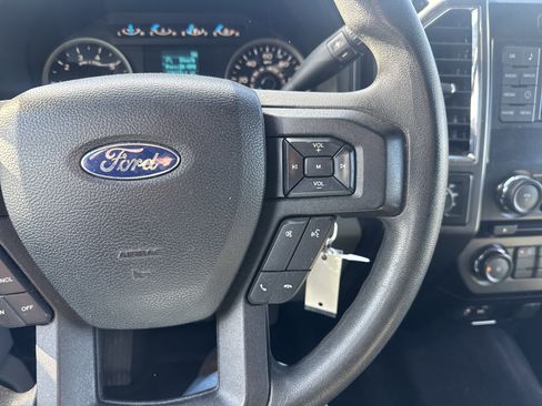 Used 2015 Ford F150 XLT w/ Trailer Tow Package image 19