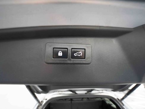 Used 2023 Subaru Outback Limited AWD/4WD image 29