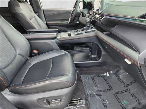 Used 2021 Toyota Sienna XSE w/ XSE Plus Package AWD/4WD image 21