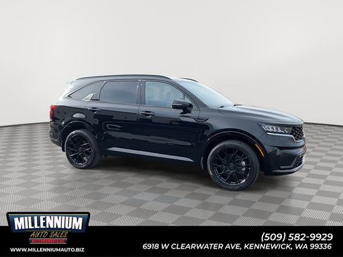 Used 2022 Kia Sorento S w/ Panoramic Sunroof Package image 1