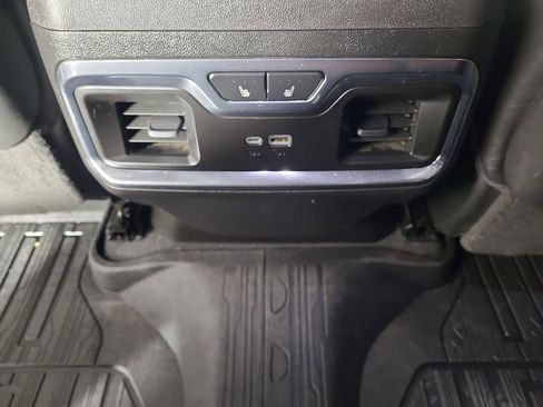 Used 2024 GMC Sierra 3500 Denali Ultimate image 18