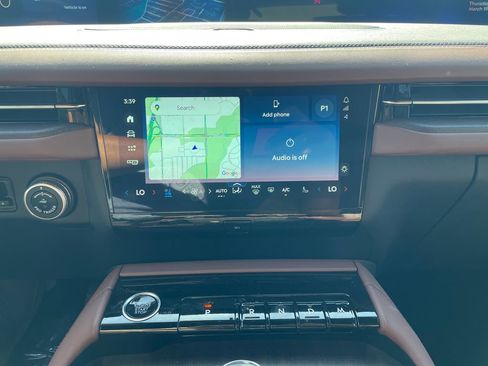 New 2026 Lincoln Navigator Reserve AWD/4WD image 9