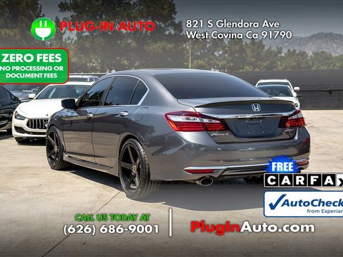 Used 2016 Honda Accord Sport image 2