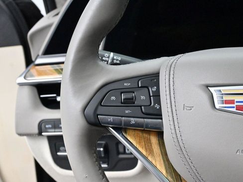 Used 2021 Cadillac Escalade Premium Luxury Platinum w/ Heavy-Duty Trailer Package image 21