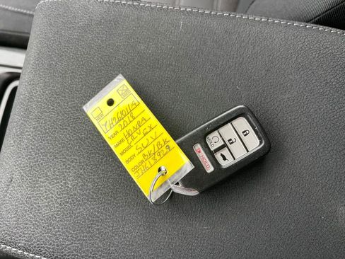 Used 2018 Honda CR-V EX image 4