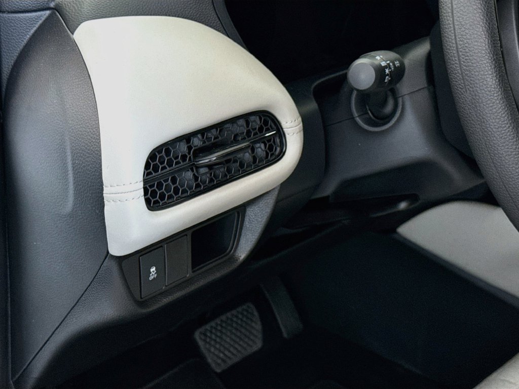 Used 2026 Honda HR-V LX image 10