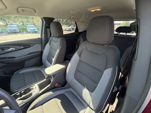 Used 2023 Chevrolet TrailBlazer LT w/ Convenience Package FWD image 7