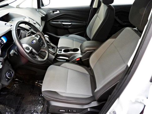 Used 2017 Ford C-MAX SE image 8