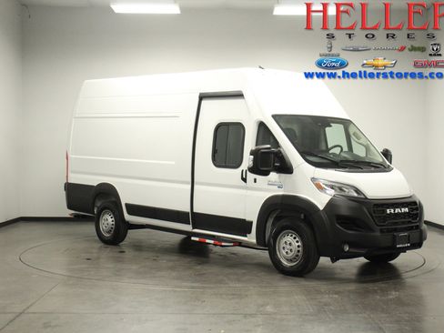 Used 2024 RAM ProMaster 3500 w/ Delivery Van Package image 1