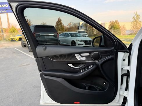 Used 2018 Mercedes-Benz GLC 300 image 21