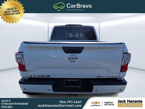 Used 2020 Nissan Titan SV w/ SV Convenience Package AWD/4WD image 4